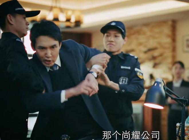 _央视八套开播！35集大剧来了！老戏骨坐镇，我想说：国产剧有救了_央视八套开播！35集大剧来了！老戏骨坐镇，我想说：国产剧有救了