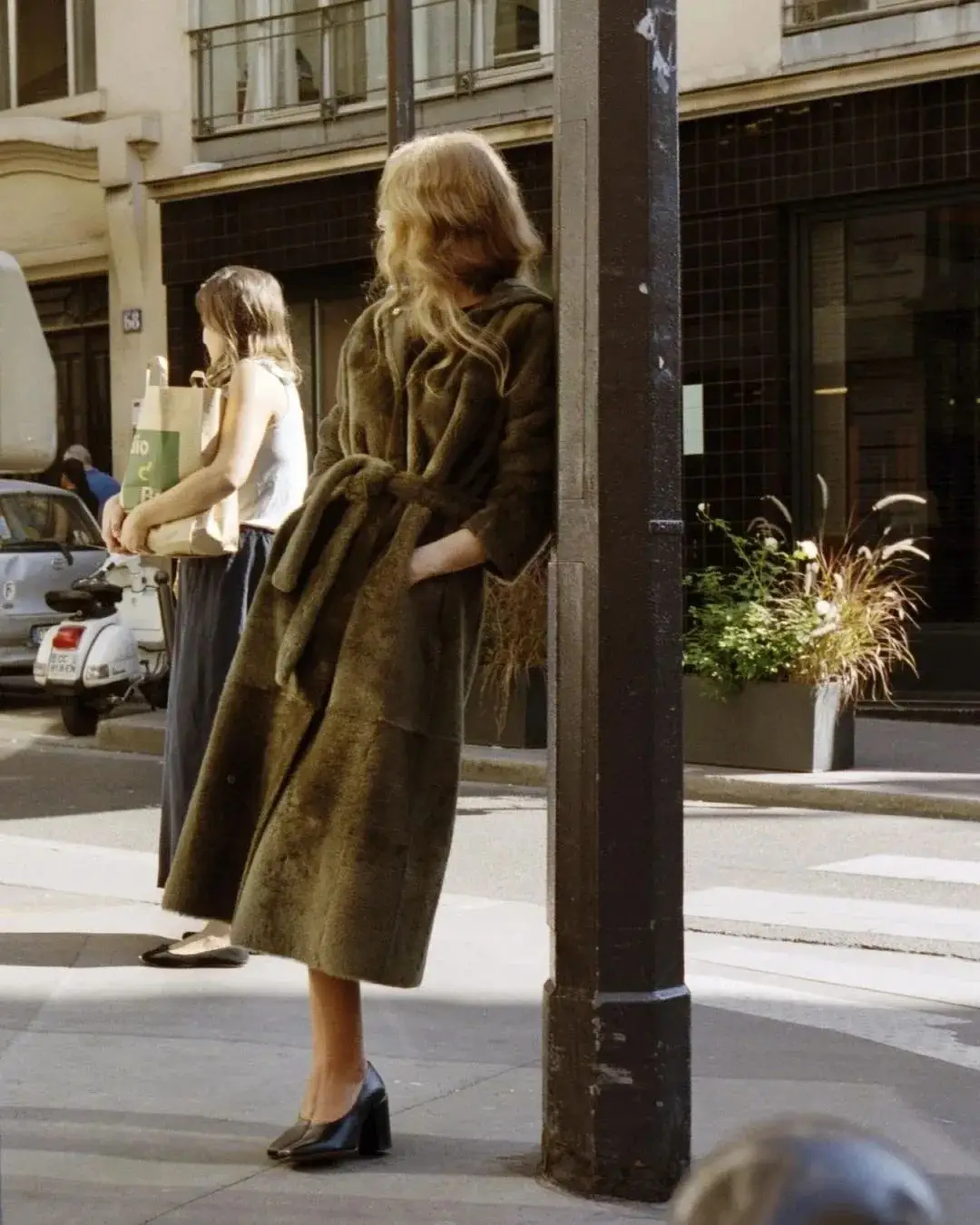 皮草外套冬天穿暖和吗_皮草穿暖和吗_