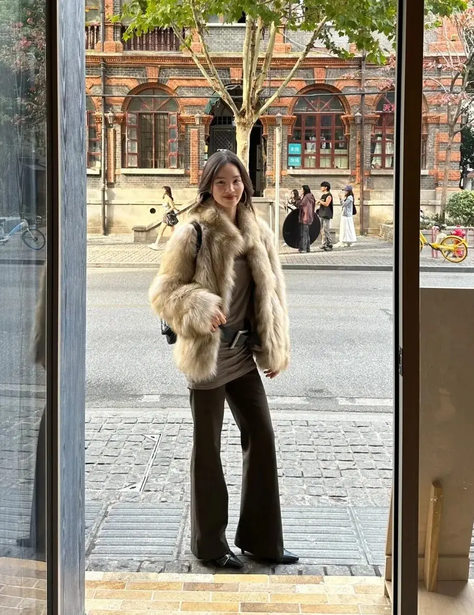 皮草外套冬天穿暖和吗__皮草穿暖和吗