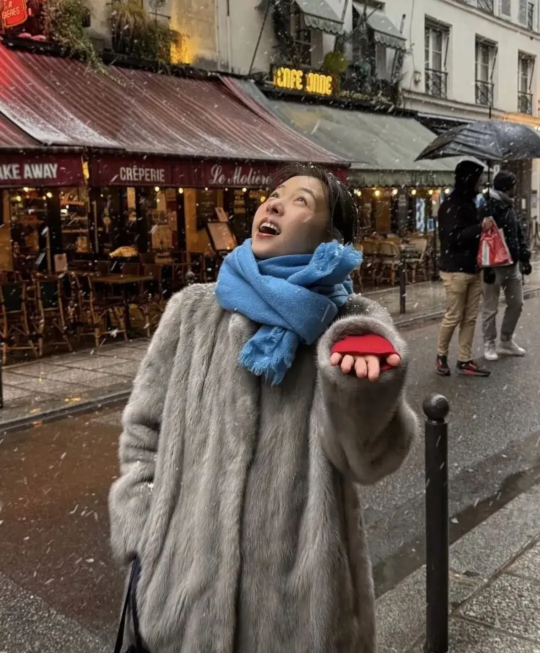 _皮草外套冬天穿暖和吗_皮草穿暖和吗