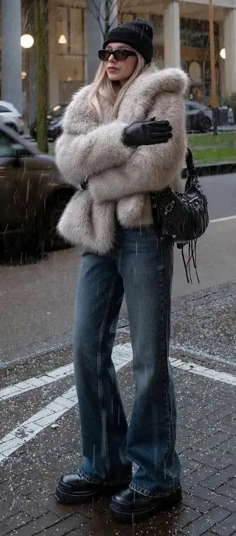 皮草穿暖和吗_皮草外套冬天穿暖和吗_