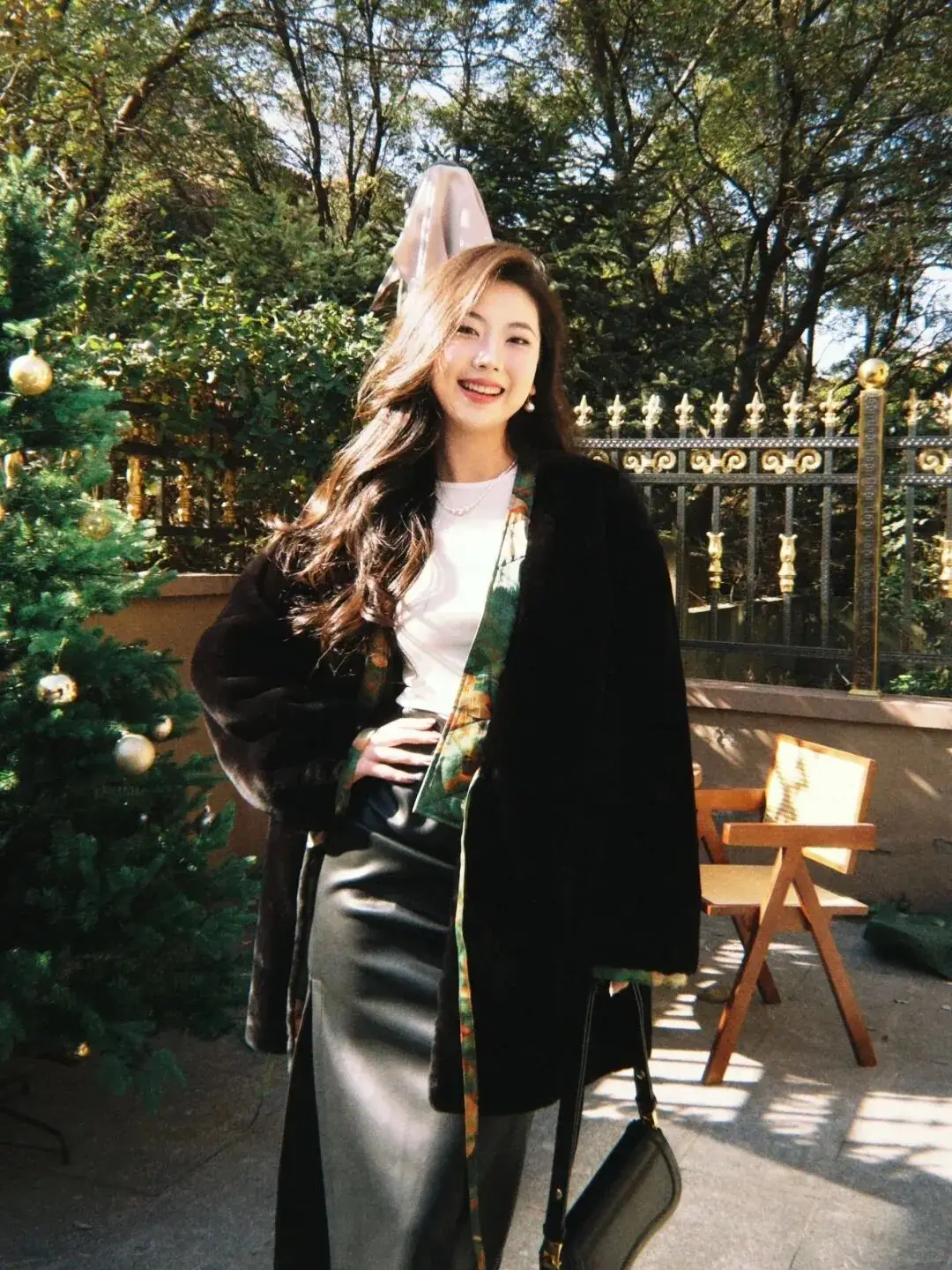 皮草外套冬天穿暖和吗_皮草穿暖和吗_