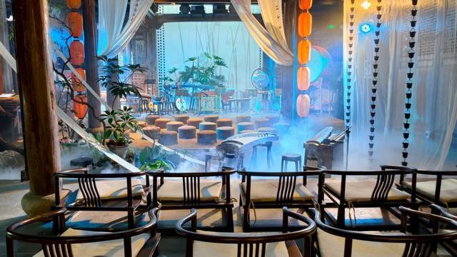 _鹧鸪天家住苍烟落照间_松江烟酒店