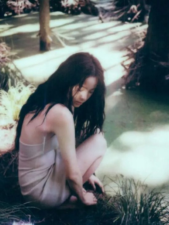 _欧阳娜娜艺术感随拍_深入欧阳娜娜