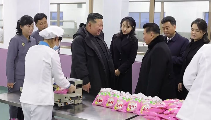 袁成杰大婚女儿首亮相__宋佳携女儿亮相