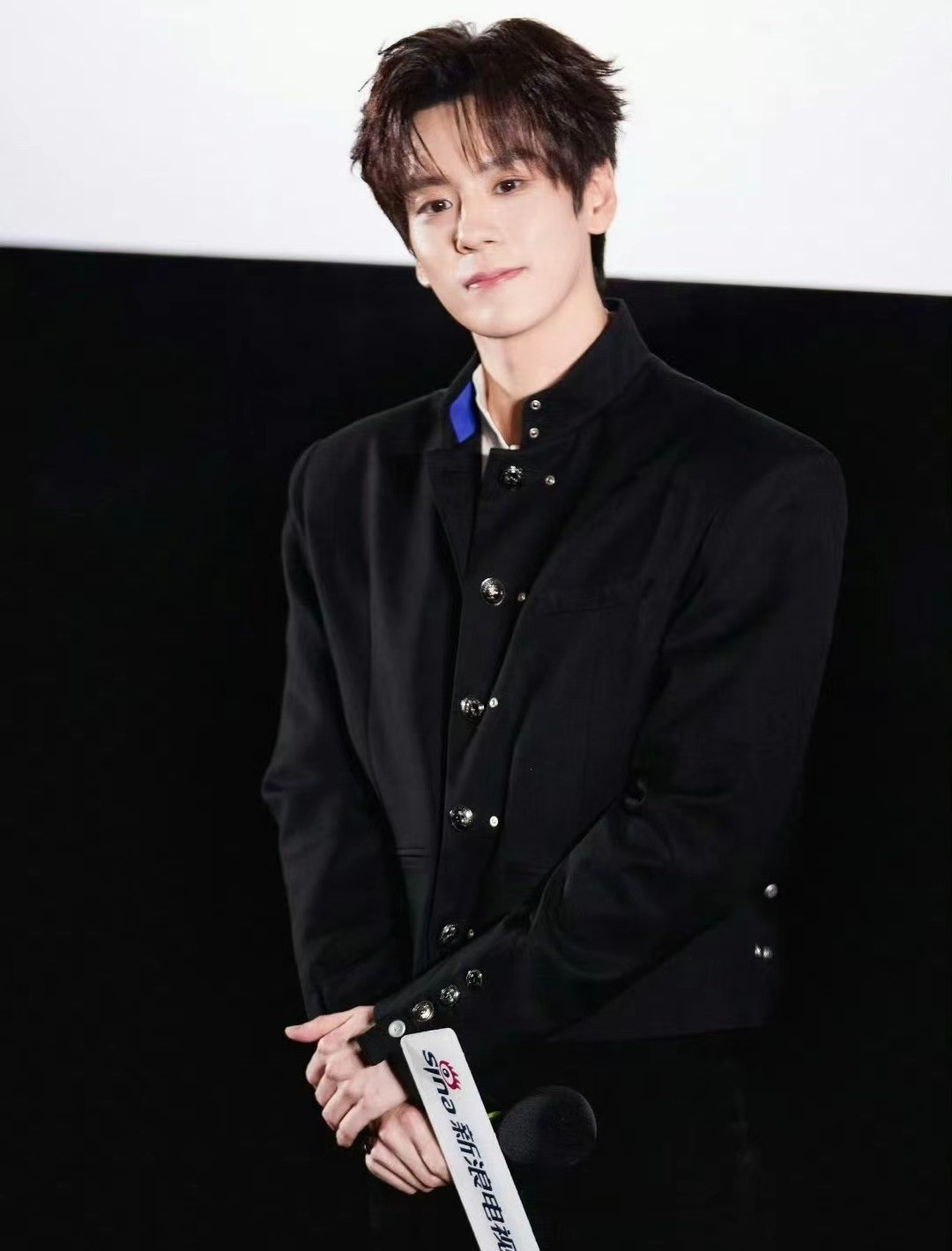 嫩帅直播杨紫芳华拉满是哪一期__水嫩倍现臻美套装