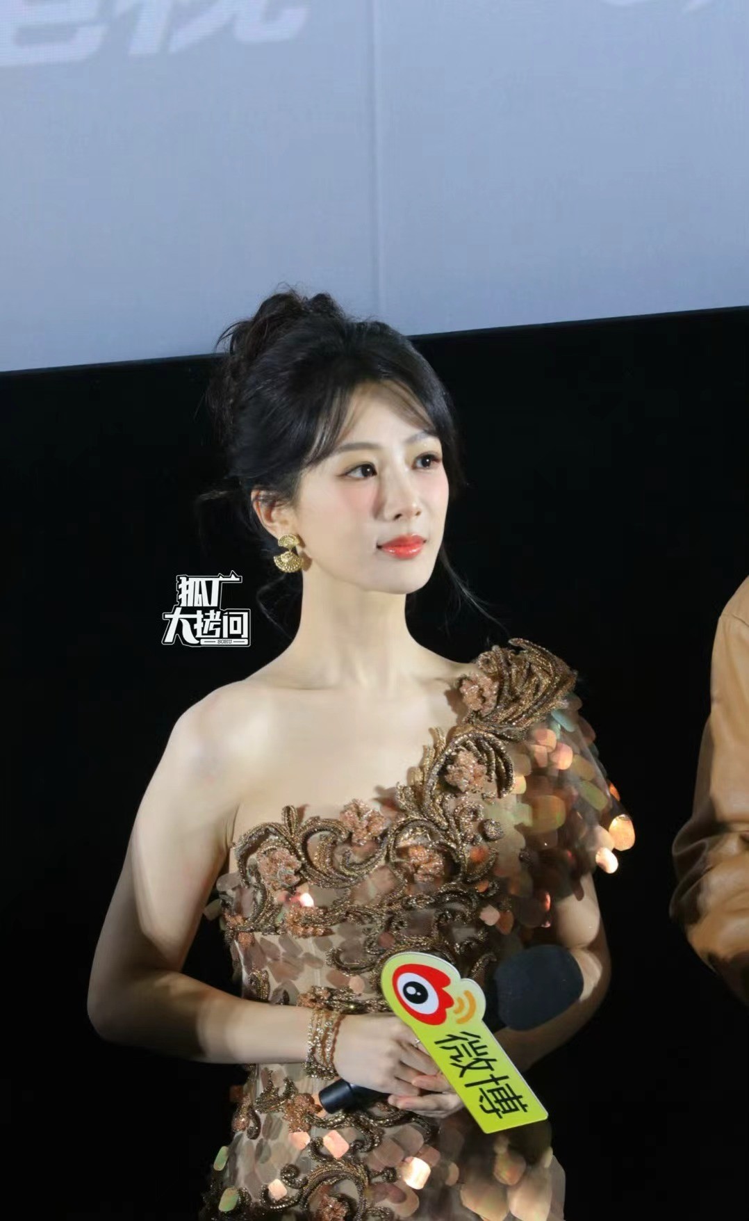 _水嫩倍现臻美套装_嫩帅直播杨紫芳华拉满是哪一期