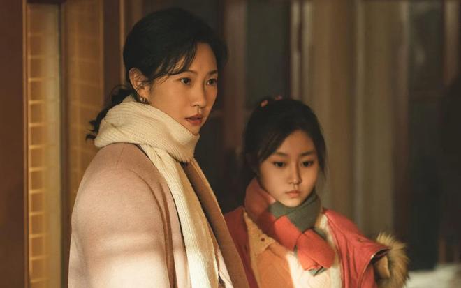 《老舅》大结局，张歆艺深度诠释崔小红！许静雅、李蕊初发文告别__《老舅》大结局，张歆艺深度诠释崔小红！许静雅、李蕊初发文告别