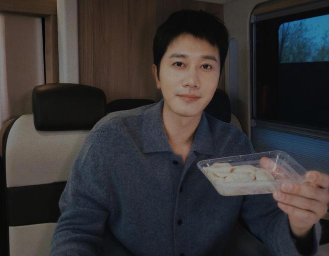 《恋人》要空降?造型也是赵露思搭的,会成下个《许我耀眼》吗_《恋人》要空降?造型也是赵露思搭的,会成下个《许我耀眼》吗_