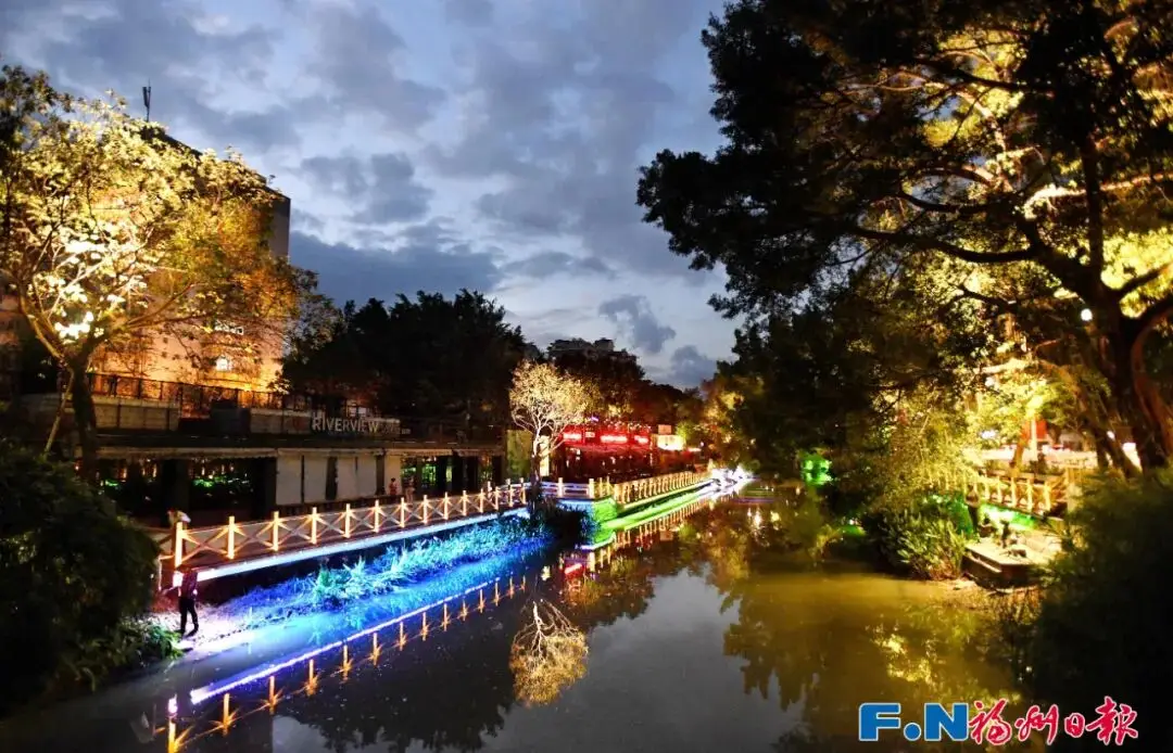 arrow智能马桶售后电话__抖音锦鲤鱼