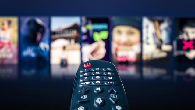 历史剧不能太扯丨新民随笔