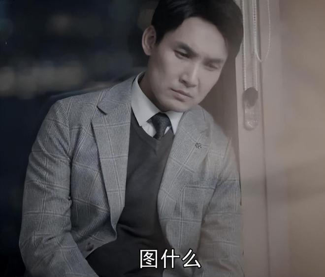 播放央视主持是假的_央视真的还是假的_