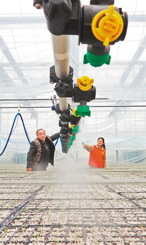 出格视觉摄_成都市儿童视觉摄影楼_