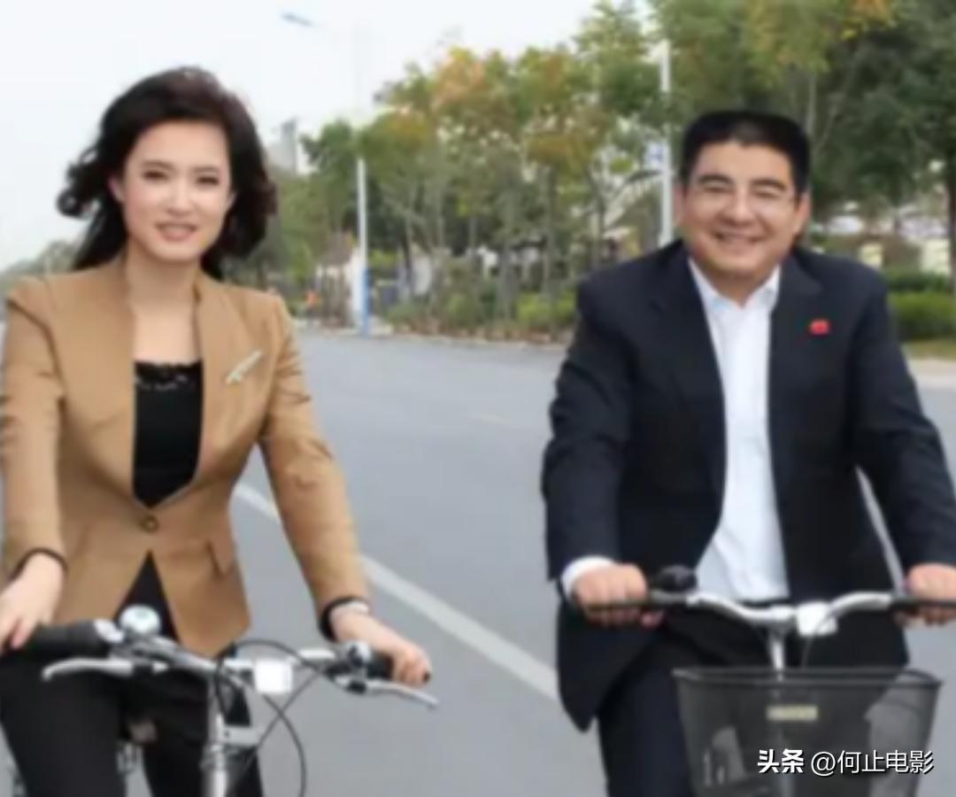 央视著名主持人桑晨，原来是这位大明星的后代，难怪长得这么好看_央视著名主持人桑晨，原来是这位大明星的后代，难怪长得这么好看_