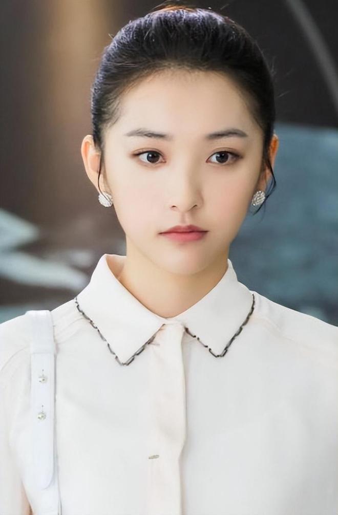 《老舅》压轴登场的她是中传校花，身高172气质超好，酷似江珊_《老舅》压轴登场的她是中传校花，身高172气质超好，酷似江珊_