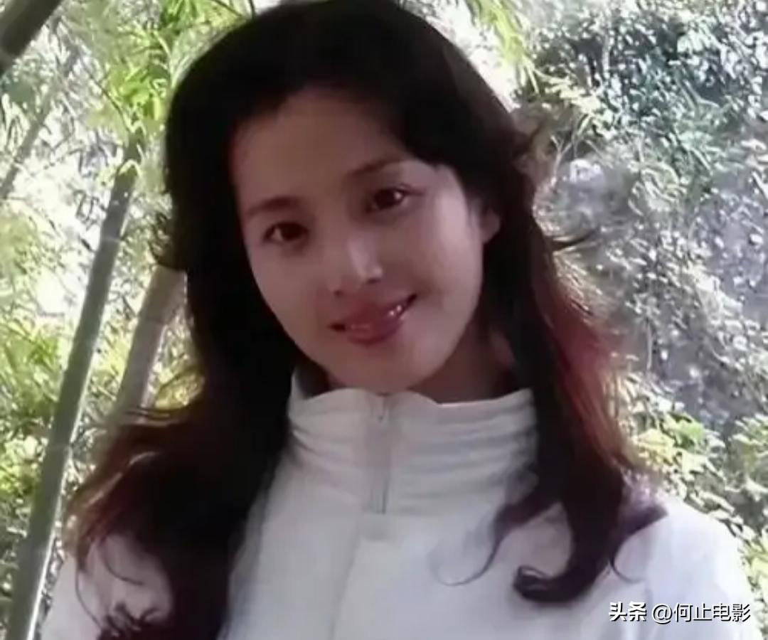 _刘亦菲傲人上围_颜值高气质佳的刘亦菲