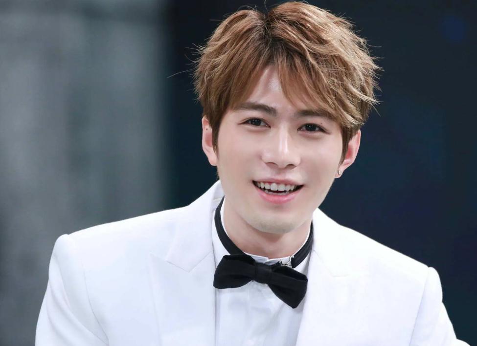 _演员陈学冬:11部作品被下架,两年4次手术,今35岁生活无法自理_演员陈学冬:11部作品被下架,两年4次手术,今35岁生活无法自理