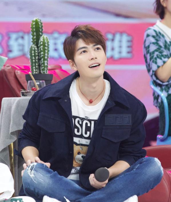 演员陈学冬:11部作品被下架,两年4次手术,今35岁生活无法自理_演员陈学冬:11部作品被下架,两年4次手术,今35岁生活无法自理_