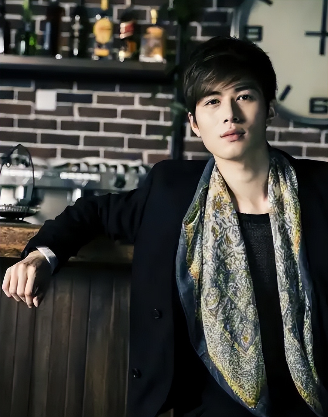 演员陈学冬:11部作品被下架,两年4次手术,今35岁生活无法自理__演员陈学冬:11部作品被下架,两年4次手术,今35岁生活无法自理