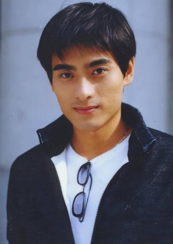 陪睡上位，赶走原配？46岁宋佳再次官宣喜讯，彻底打脸整个娱乐圈_陪睡上位，赶走原配？46岁宋佳再次官宣喜讯，彻底打脸整个娱乐圈_