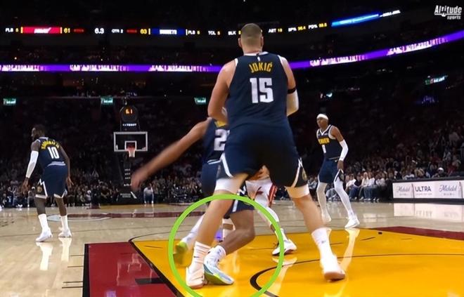 _篮球史上最强阵容_篮球最强阵容