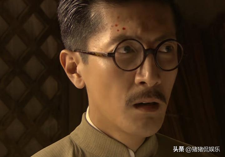 央视后晚开播！32集谍战剧来袭，看清演员阵容，网友：喜忧参半__央视后晚开播！32集谍战剧来袭，看清演员阵容，网友：喜忧参半