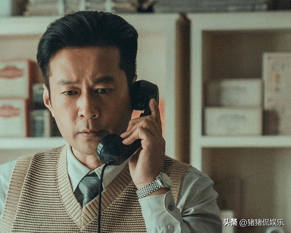 央视后晚开播！32集谍战剧来袭，看清演员阵容，网友：喜忧参半_央视后晚开播！32集谍战剧来袭，看清演员阵容，网友：喜忧参半_