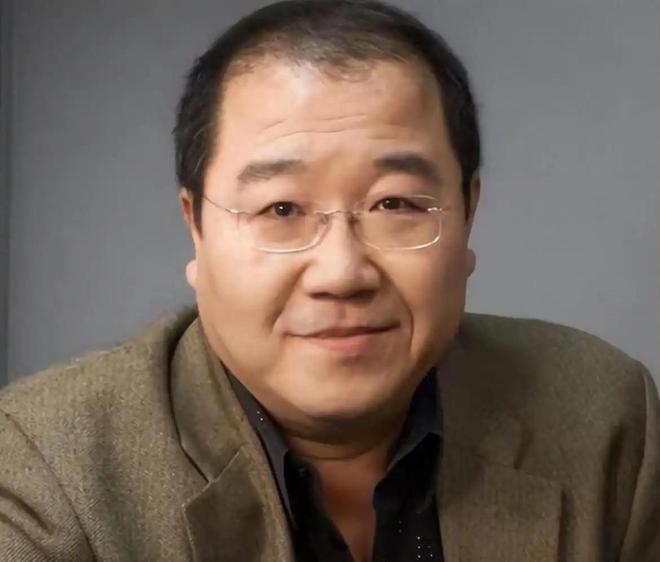 谌容离世才一年，再看嫁给英达28年的梁欢，还真应了冯小刚那番话_谌容离世才一年，再看嫁给英达28年的梁欢，还真应了冯小刚那番话_