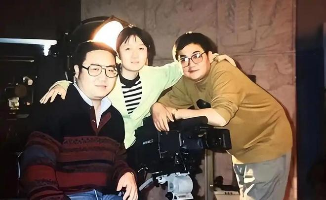 _谌容离世才一年，再看嫁给英达28年的梁欢，还真应了冯小刚那番话_谌容离世才一年，再看嫁给英达28年的梁欢，还真应了冯小刚那番话