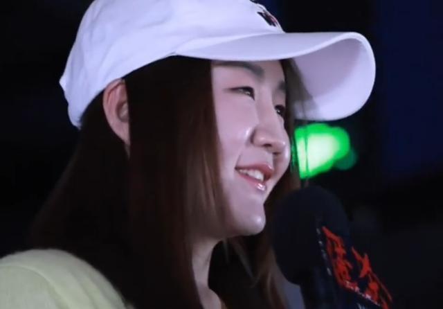 和杨颖离婚3年后，48岁黄晓明再次官宣喜讯，真叫陈梦说对了