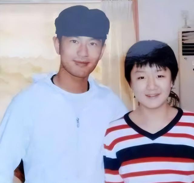 黄晓明和杨颖澄清离婚传闻_陈梦参加黄晓明婚礼_