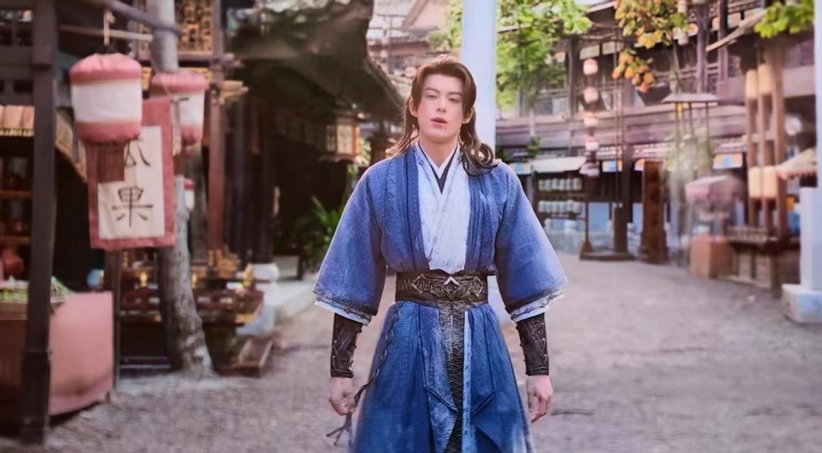 cf人物怎样摇头晃脑的__摇头晃奶什么意思