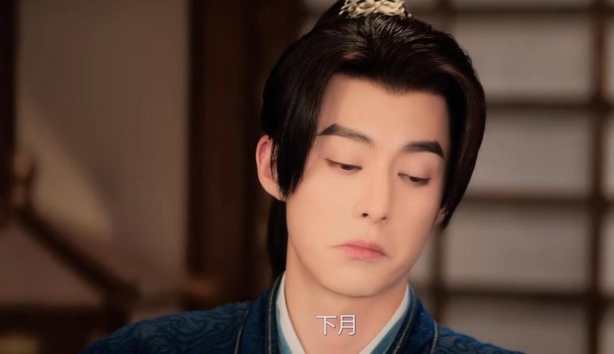 摇头晃奶什么意思_cf人物怎样摇头晃脑的_