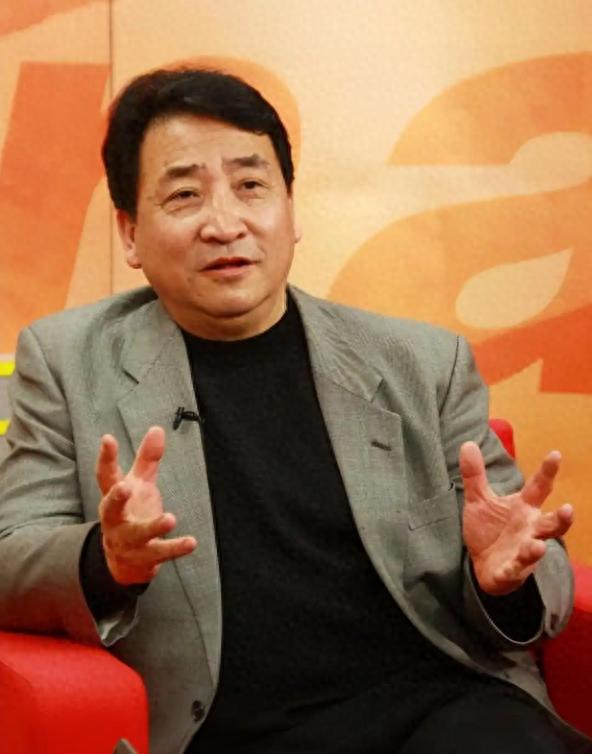 75岁姜昆再惹争议，郭德纲的话一针见血