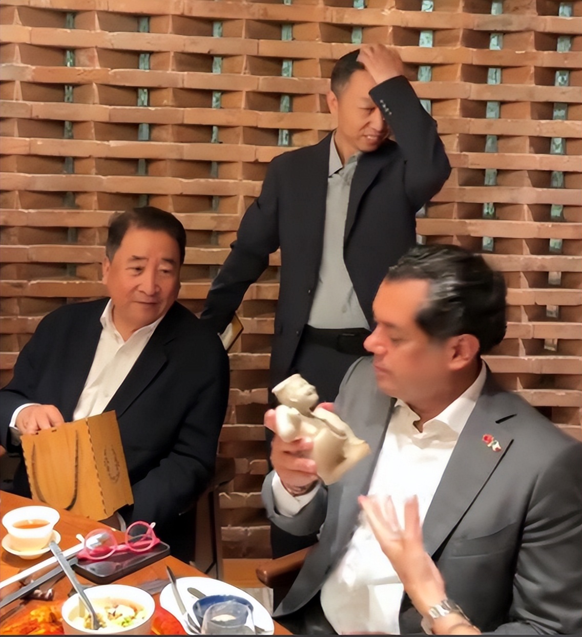 郭德纲姜昆视频_郭德纲说姜昆_