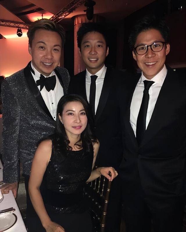 娶妻旺三代！44岁郭晶晶再次官宣喜讯，让霍震霆和香港豪门沉默了__娶妻旺三代！44岁郭晶晶再次官宣喜讯，让霍震霆和香港豪门沉默了