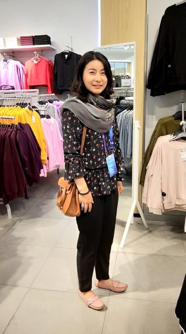 娶妻旺三代！44岁郭晶晶再次官宣喜讯，让霍震霆和香港豪门沉默了__娶妻旺三代！44岁郭晶晶再次官宣喜讯，让霍震霆和香港豪门沉默了