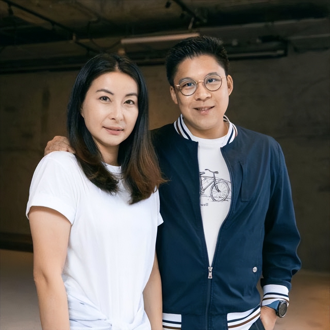 _娶妻旺三代！44岁郭晶晶再次官宣喜讯，让霍震霆和香港豪门沉默了_娶妻旺三代！44岁郭晶晶再次官宣喜讯，让霍震霆和香港豪门沉默了