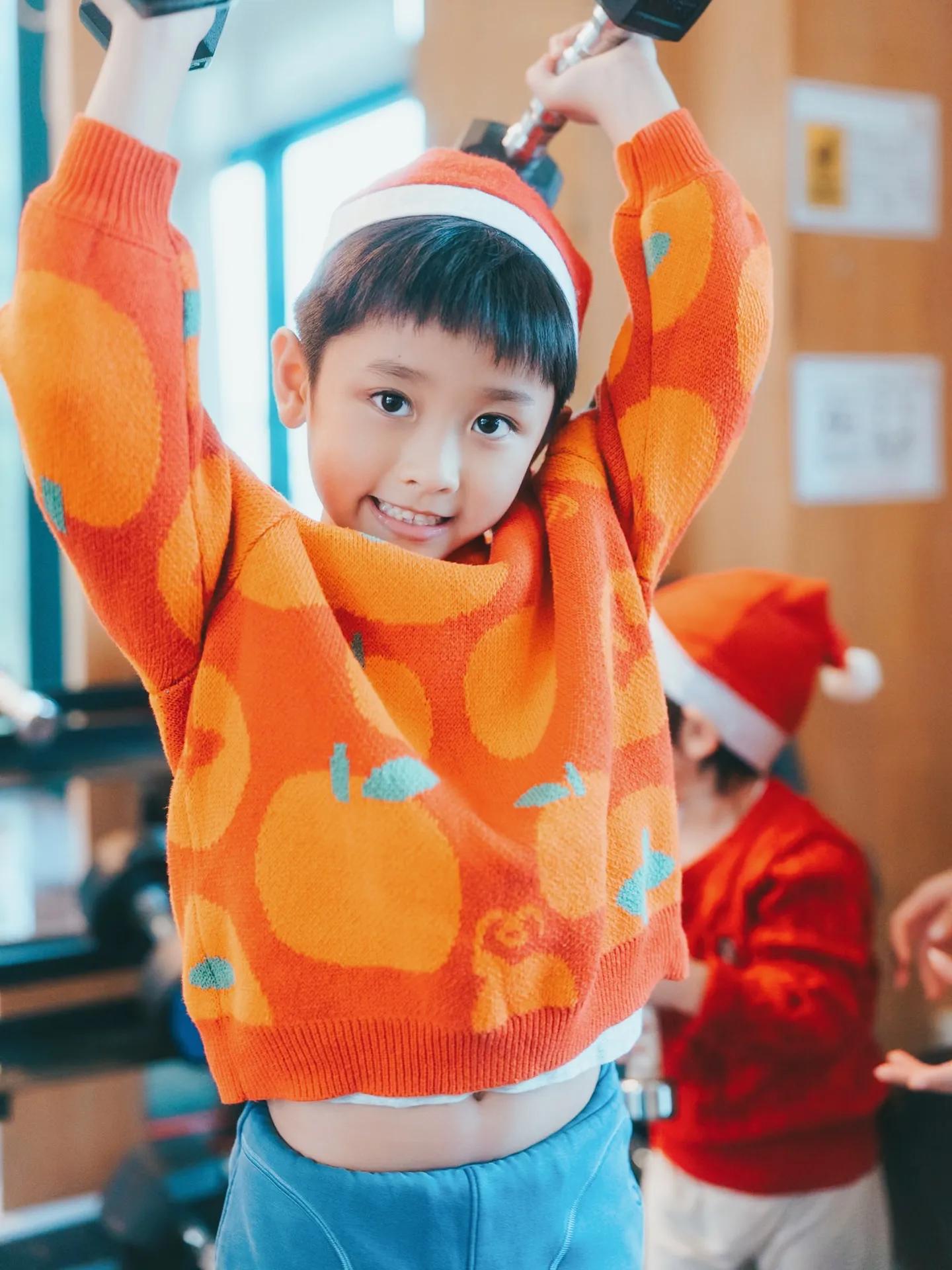 爸爸画的全家福__爸爸的全家福