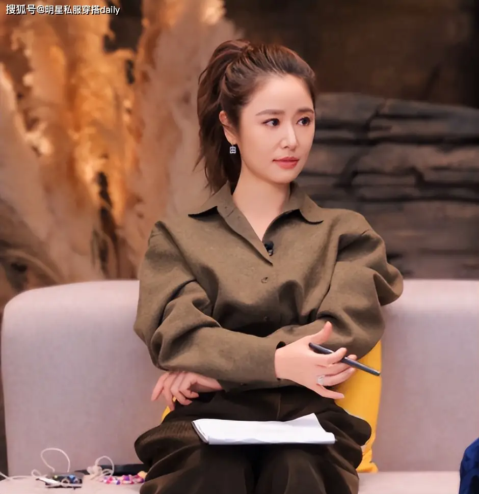 _林心如染发_林心如黑色礼服