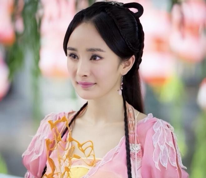 2012-2025年电视剧网播年冠统计,今年的年冠竟不是《藏海传》__2012-2025年电视剧网播年冠统计,今年的年冠竟不是《藏海传》