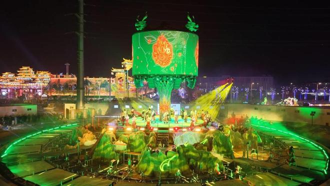 _接待游客8.4万人次!青岛山海间不夜城主题街区焕新启幕_接待游客8.4万人次!青岛山海间不夜城主题街区焕新启幕