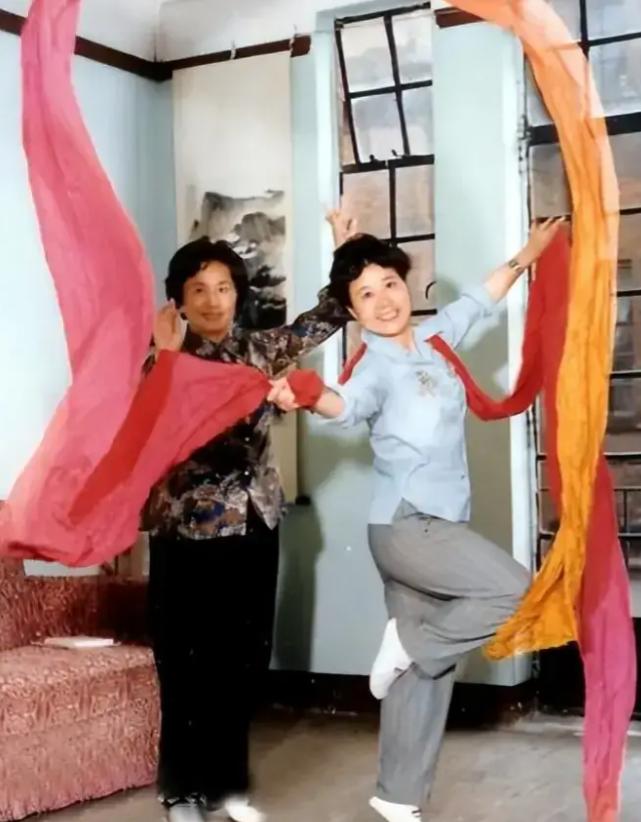 “归来”_归来回家_