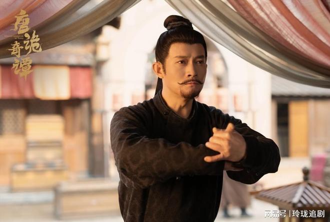 唐诡3：苏无名鬼市找线索太香艳，割耳线索锁定客栈女老板！__唐诡3：苏无名鬼市找线索太香艳，割耳线索锁定客栈女老板！