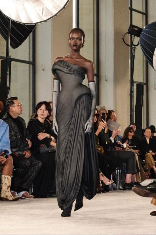 裙子没有线条感_线条感字体_