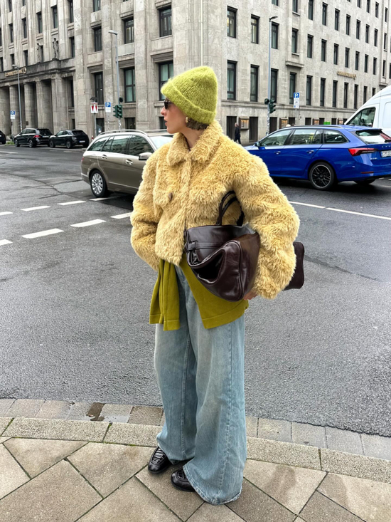 迪丽巴的初吻给了谁_迪丽巴是什么_