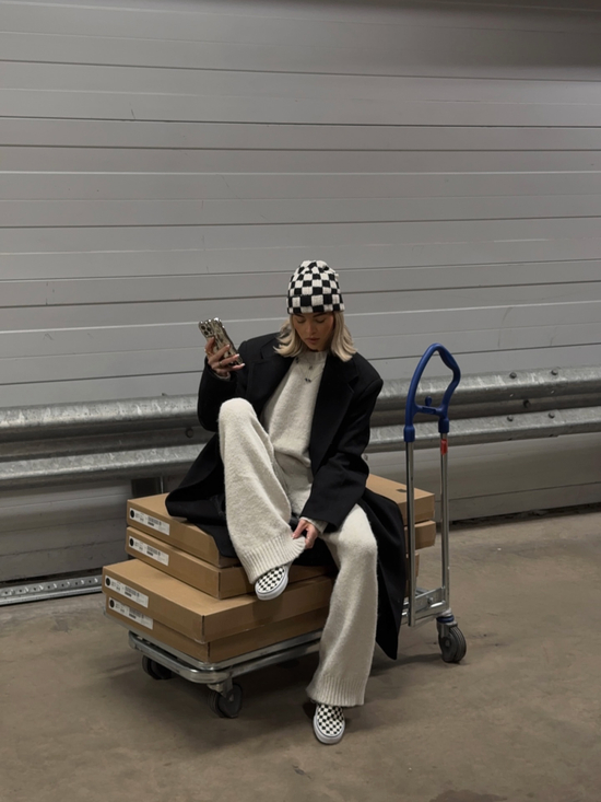 迪丽巴的初吻给了谁__迪丽巴是什么