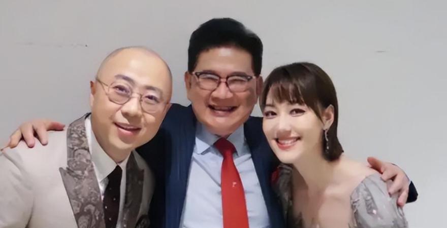 讨好大佬、陪睡上位、遭央视开除,被传与小尼结婚的她如今怎样了__讨好大佬、陪睡上位、遭央视开除,被传与小尼结婚的她如今怎样了