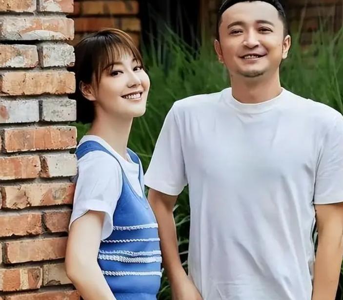 讨好大佬、陪睡上位、遭央视开除,被传与小尼结婚的她如今怎样了__讨好大佬、陪睡上位、遭央视开除,被传与小尼结婚的她如今怎样了