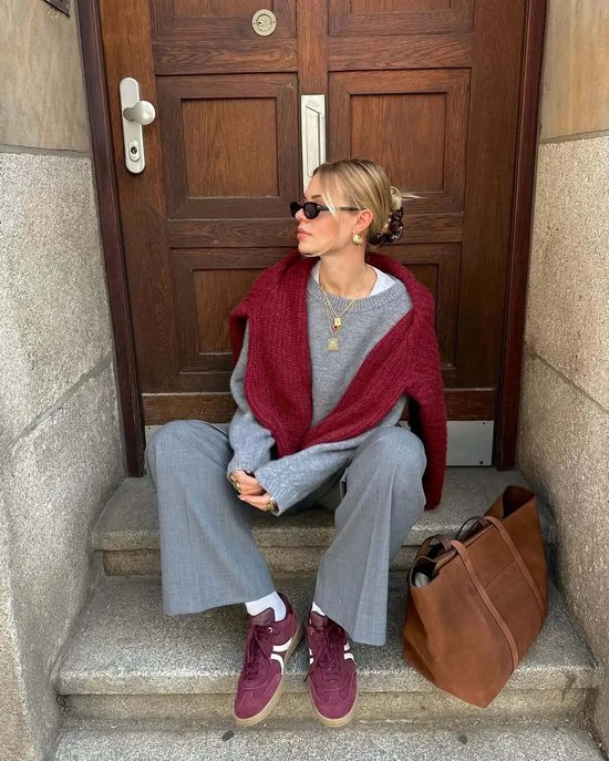 一件最基础百搭的时尚单品,能撑过3个季节?__一件最基础百搭的时尚单品,能撑过3个季节?